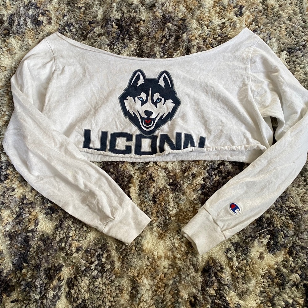 UCONN cropped shirt